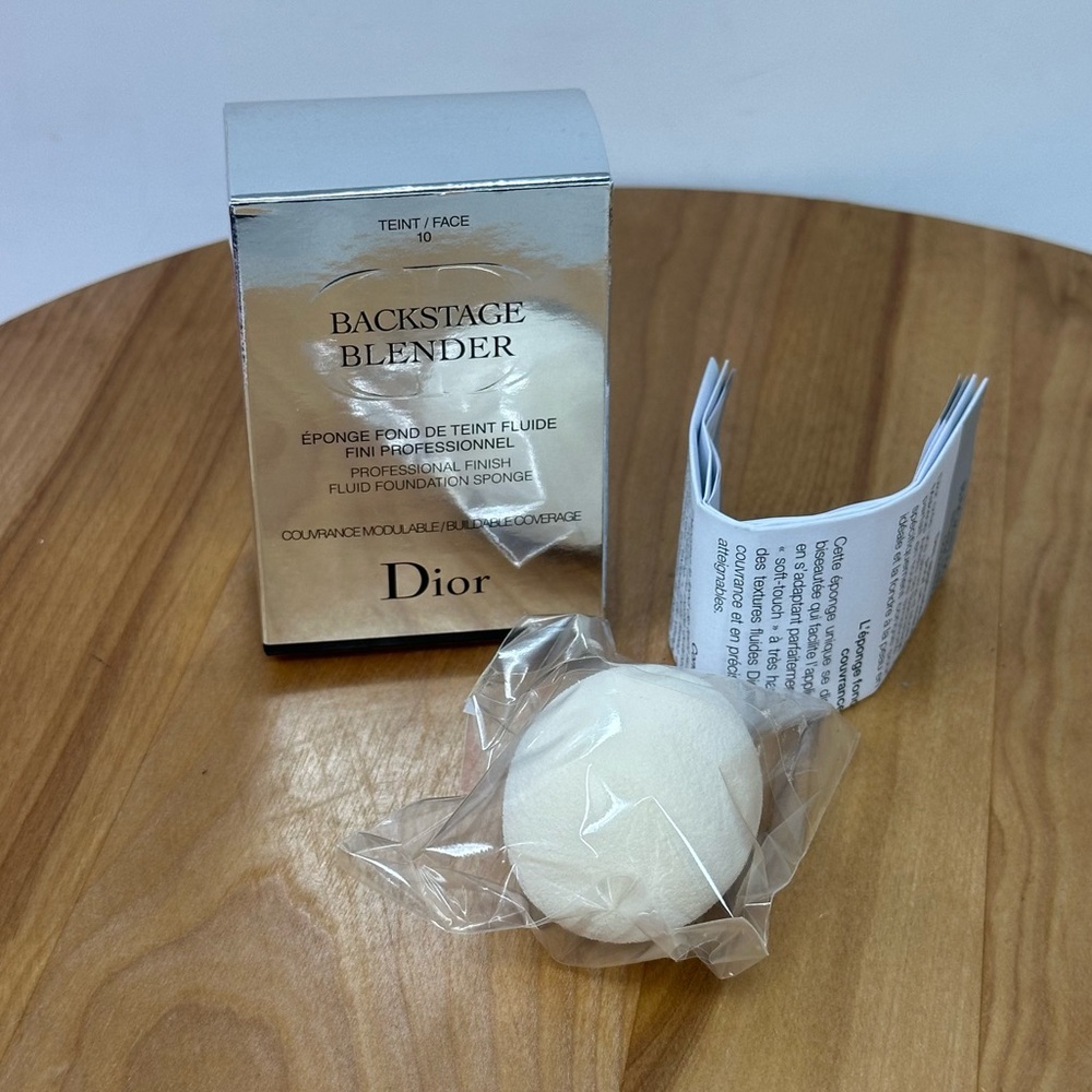 Dior Backstage Blender Finish Fluid Foundation Sponge 10 Face
